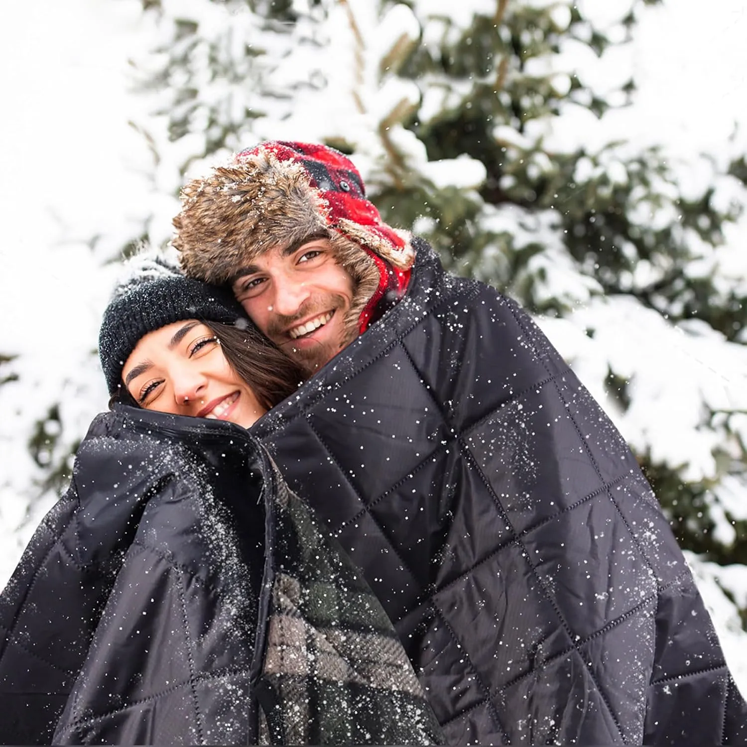 DUKUSEEK Waterproof Stadium Blanket, Hooded Outdoor Blankets Waterproof Windproof for Cold Weather, Emergency Warm Blanket with Quilted Cotton and Thick Fleece for Picnic, Camping, Outdoor Sports